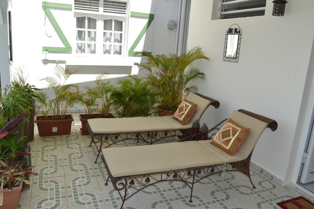 La Nicotoria Apartments Deshaies Extérieur photo