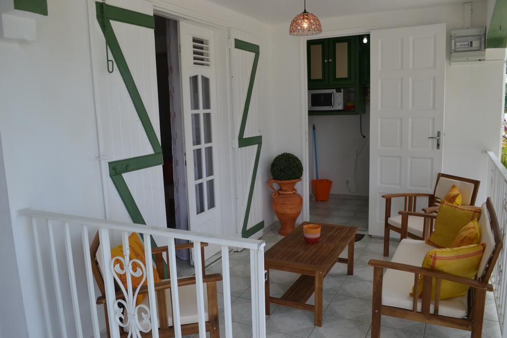 La Nicotoria Apartments Deshaies Extérieur photo